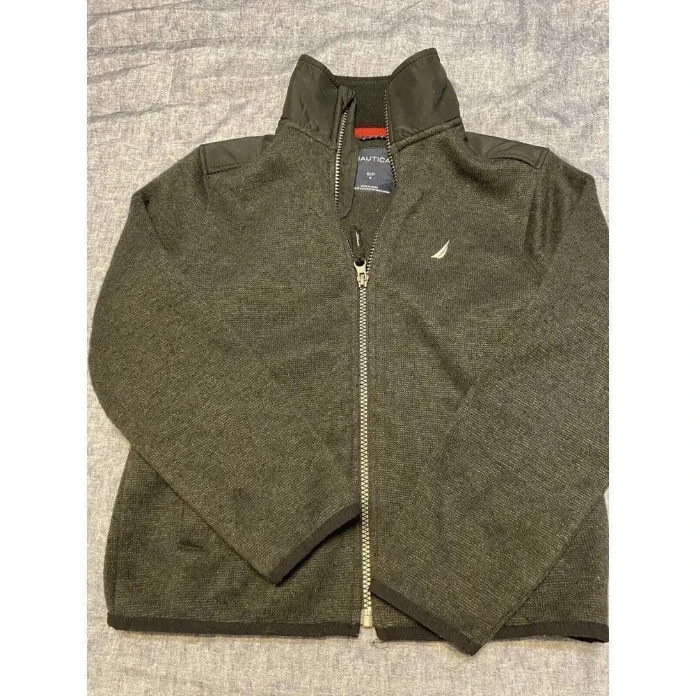Nautica Boy's Size Small Gray Fleece Zip Front Jacket Black Vinyl Shoulder